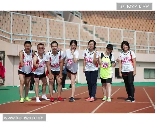 季骁宣精彩抽射助力青岛西海岸球队再创佳绩展现出色竞技状态
