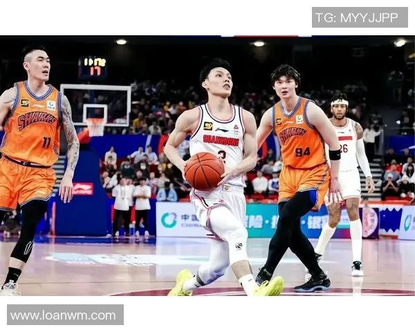 徐杰在比赛中展现出色得分能力助力球队取得胜利的精彩表现分析