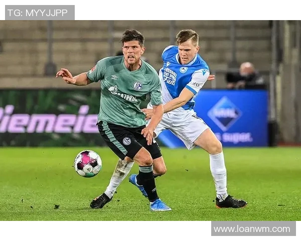 沙尔克04惨败德甲保级前景蒙上阴霾 沙尔克04惨败德甲保级前景蒙上阴霾