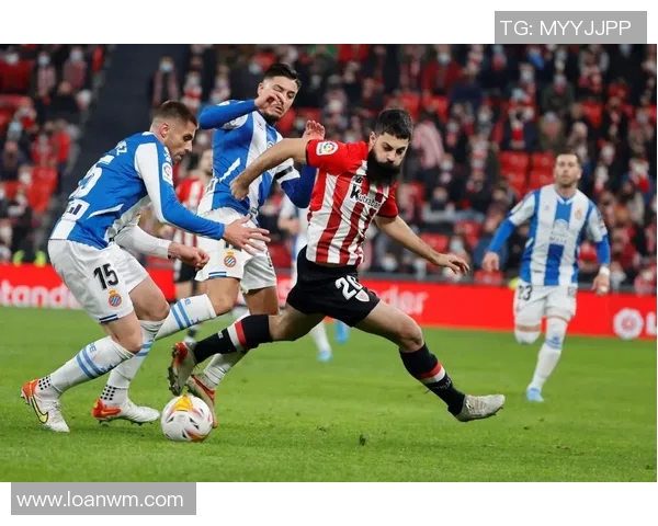 皇家马德里今夏或将引进一线射手,力争冲击西甲冠军 皇家马德里今夏或将引进一线射手,力争冲击西甲冠军